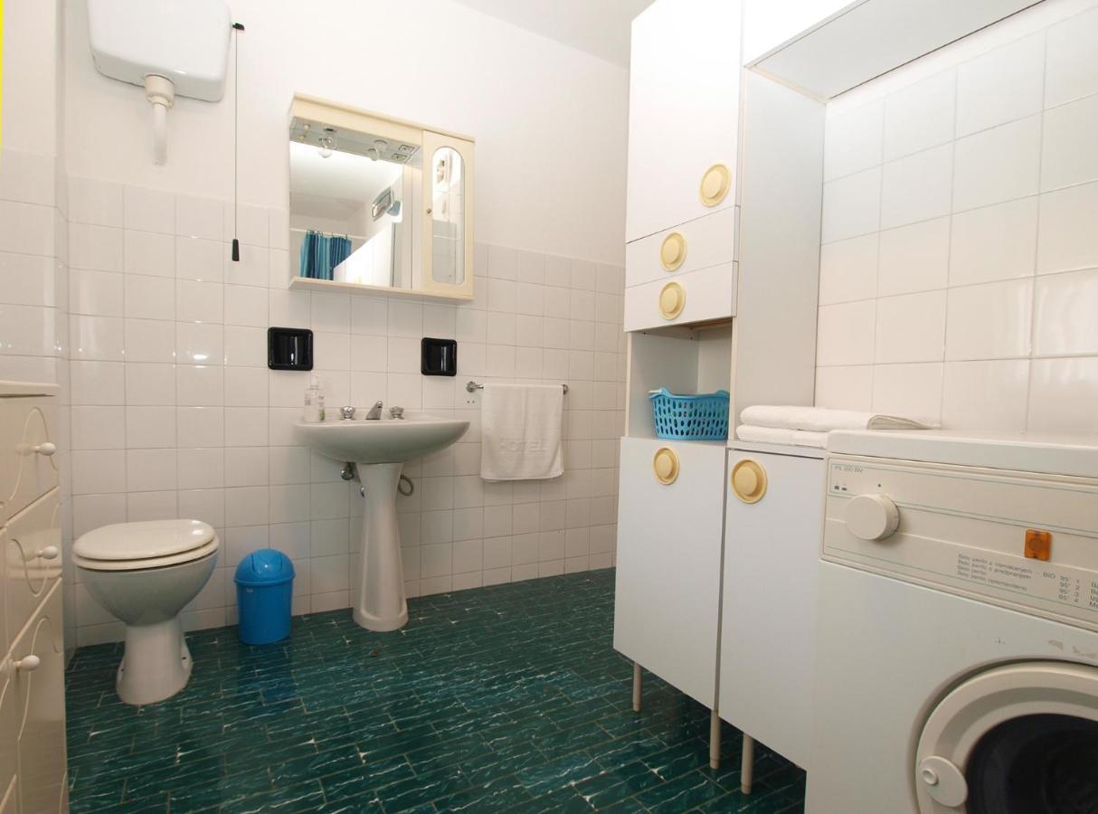 Apartment Slavica 2010 พูลา ภายนอก รูปภาพ