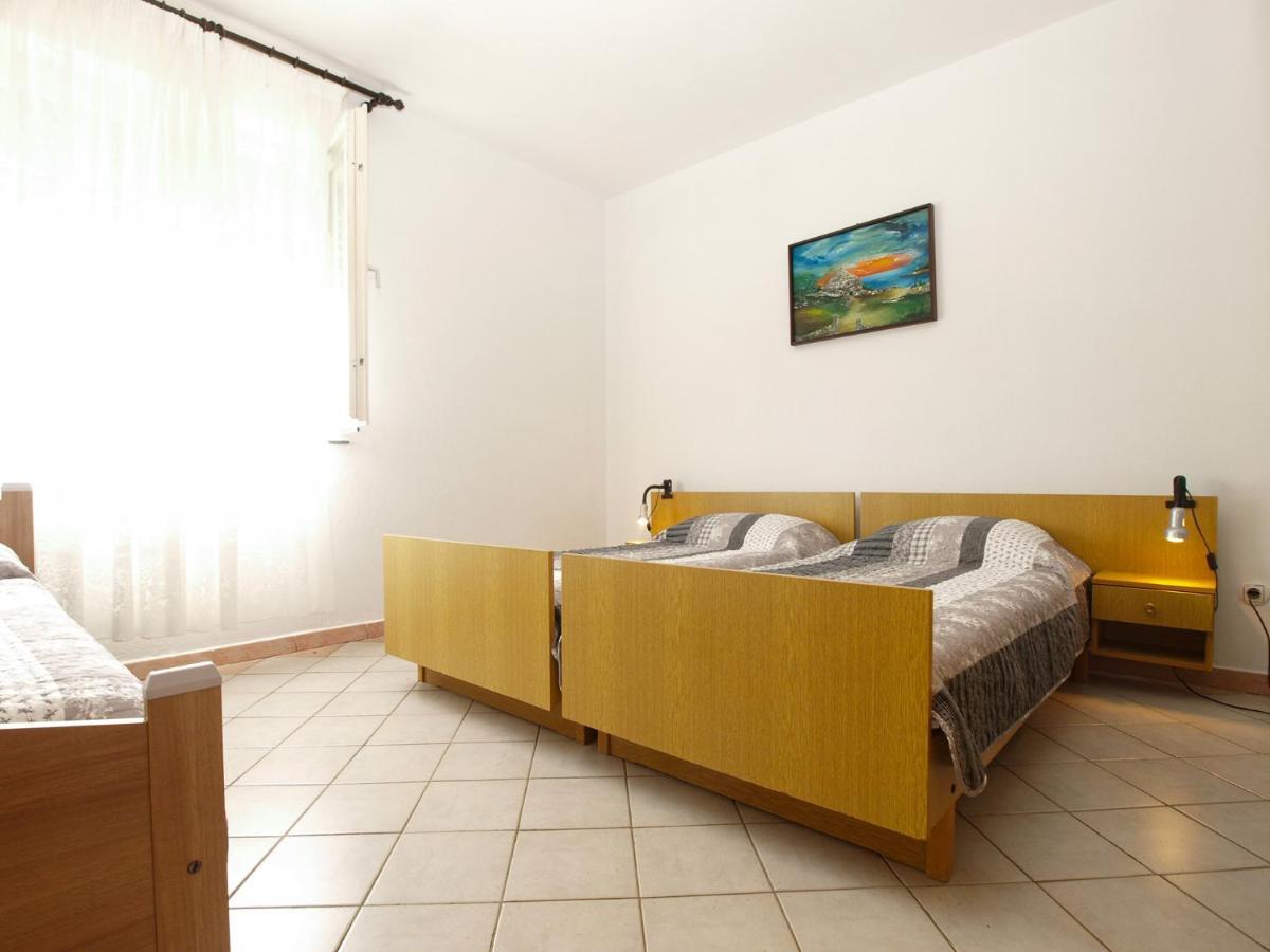 Apartment Slavica 2010 พูลา ภายนอก รูปภาพ